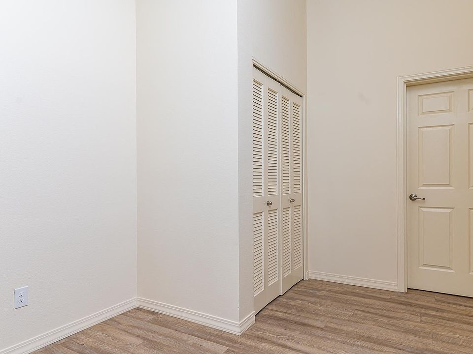 Midtown Apartments | Vancouver, WA | Apartment Entryway