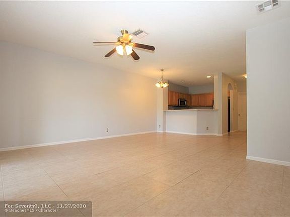 4th image of 4870 Palmbrooke Cir #4870