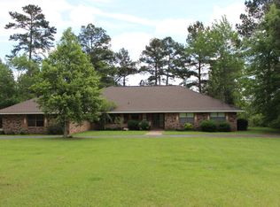 32 Morning Dove Ln, Seminary, MS 39479
