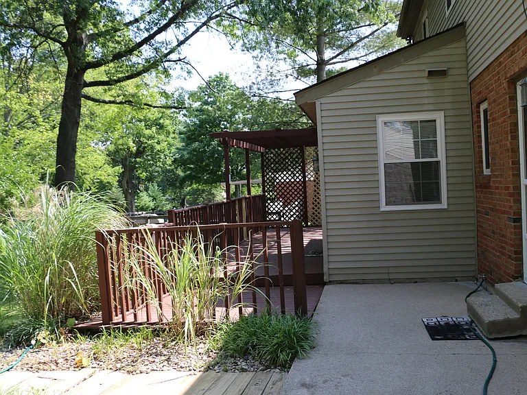 6420 Seminole Dr — Photo 28