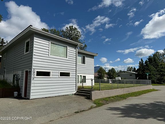 3rd image of 3010 Dawson St