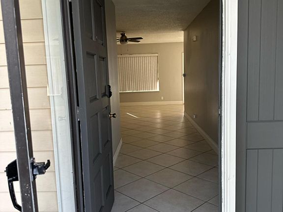 3rd image of 8327 Glen Echo