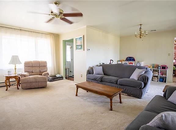 5th image of 343 Schoeneck Ave