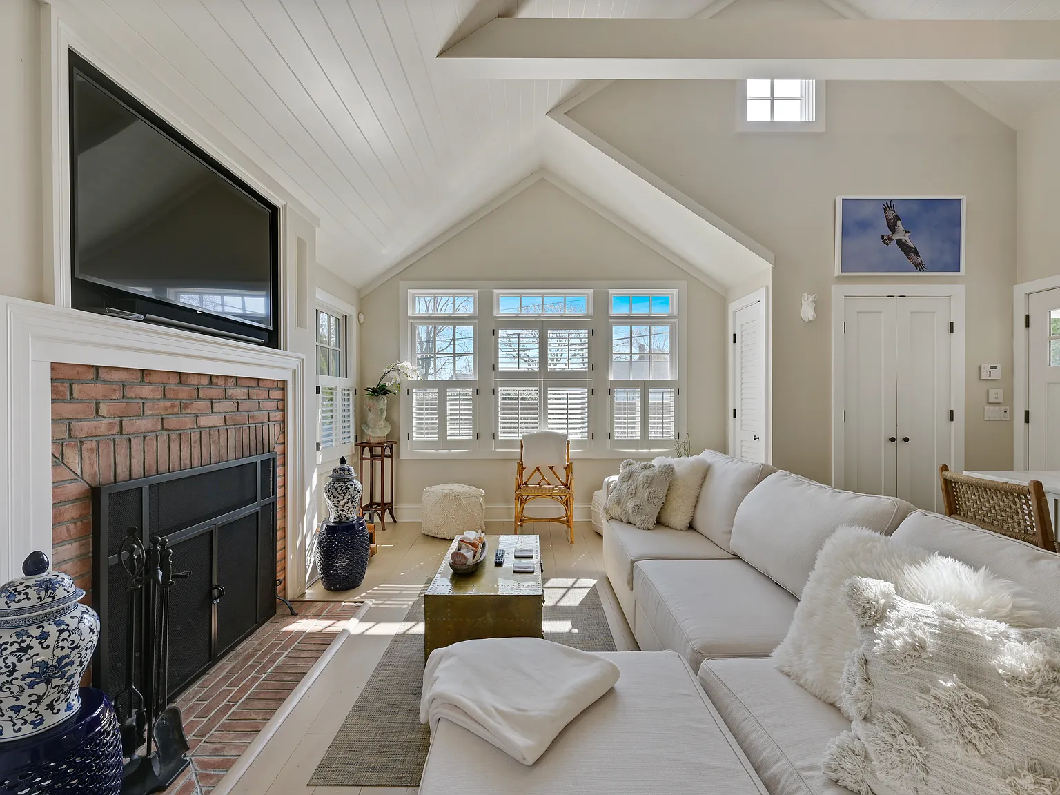Charming Sag Harbor Retreat with Private Garden & Artist Studio — Photo 3