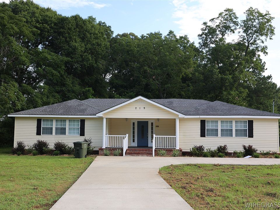 1st image of 219 East Dr