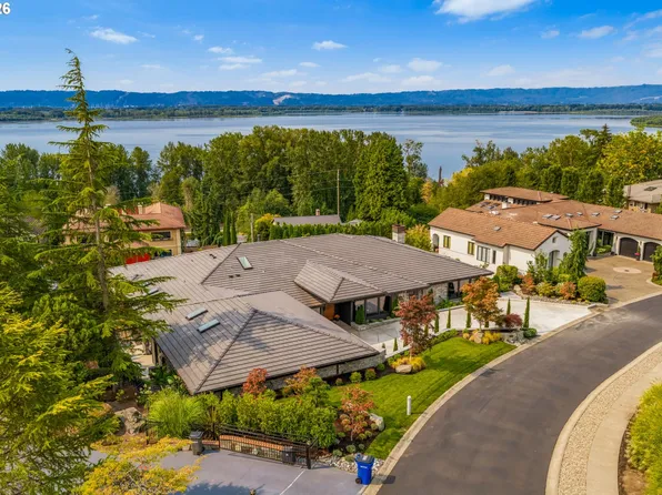 2304 NW 84th Loop, Vancouver, WA 98665