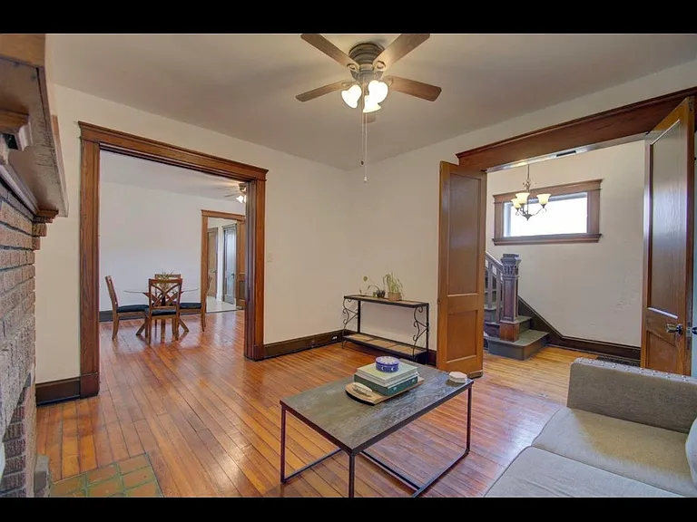 1209 Scott St — Photo 4
