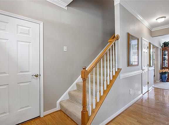 5th image of 5807 Gate House Dr
