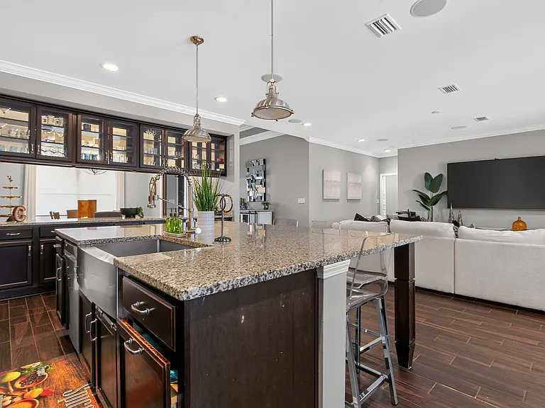 5522 Frontier Dr — Photo 10