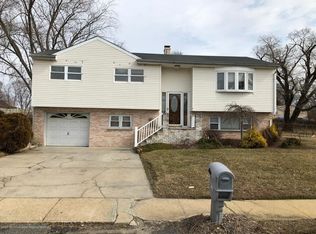 804 Green Grove Rd, Neptune, NJ 07753