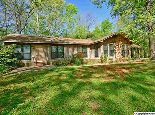 664 Shoal Creek Rd, Hartselle, AL 35640