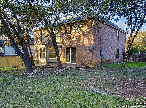4th image of 7850 Caston Park Dr