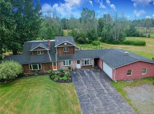 5342 Mapleton Rd, Lockport, NY 14094