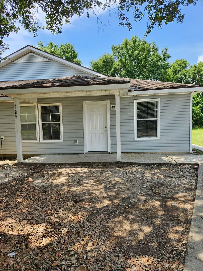 House for Rent — Photo 1