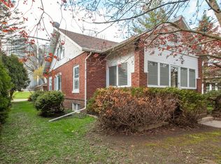 129 Oak St, Darien, WI 53114