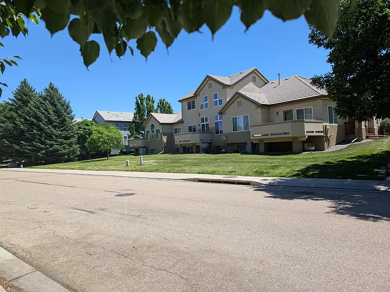 3768 Florentine Cir — Photo 27