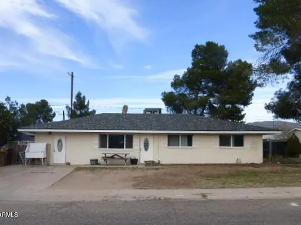 302 W GREENWICH Road, Kearny, AZ 85137