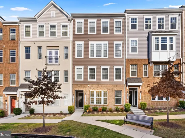 2911 Duvall Ridge Rd #556, Hyattsville, MD 20785