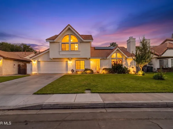 42502 52nd St W, Quartz Hill, CA 93536