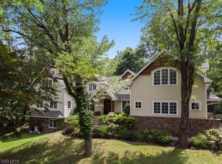 100 Spring Brook Rd, Morristown, NJ 07960