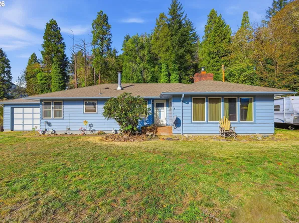 76306 Jasper Dr, Oakridge, OR 97463