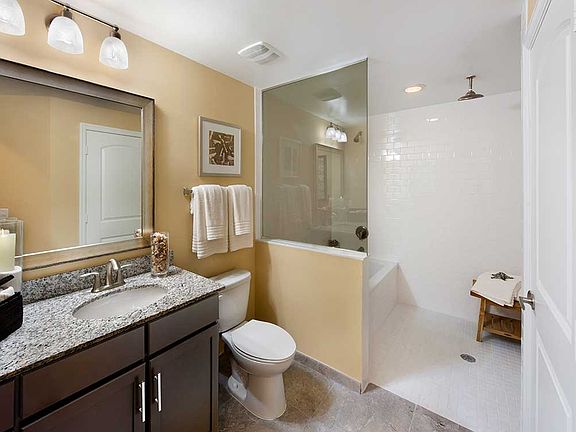 4th image of 11481 NW 41st St #11471-5308