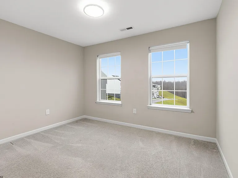 13 Dover Ct — Photo 17