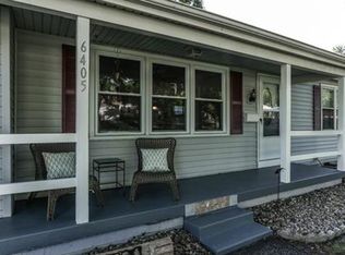 6405 Larsen Ln, Shawnee, KS 66203