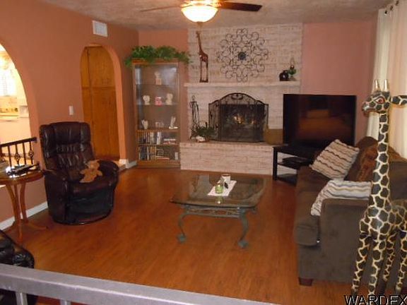5th image of 1084 Thunderbolt Ave