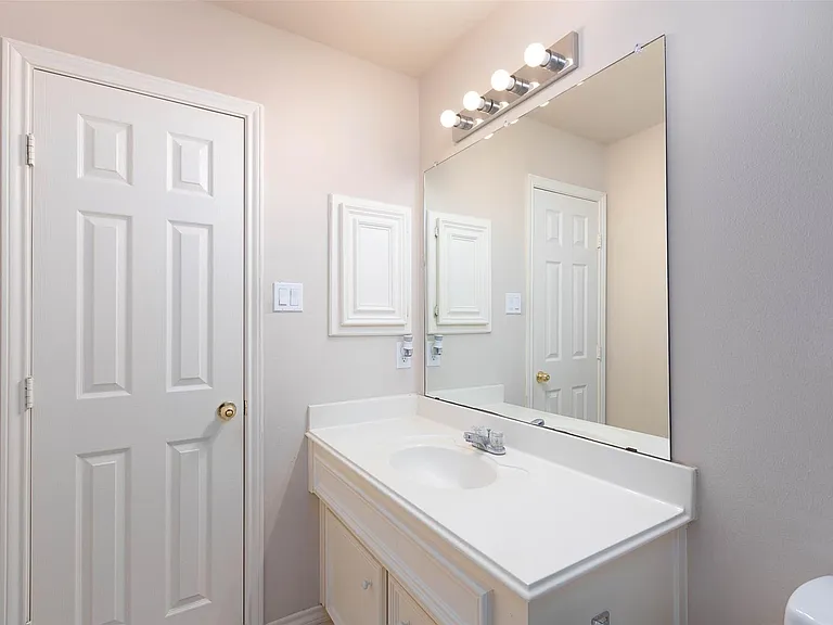 21418 Grand Hollow Ln — Photo 32