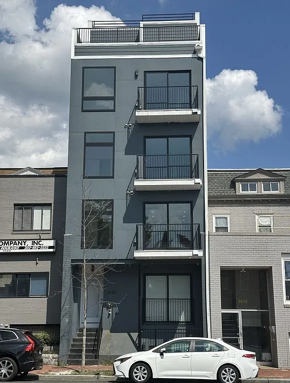 Studio, 500 sqft, $1,945 — Photo 4