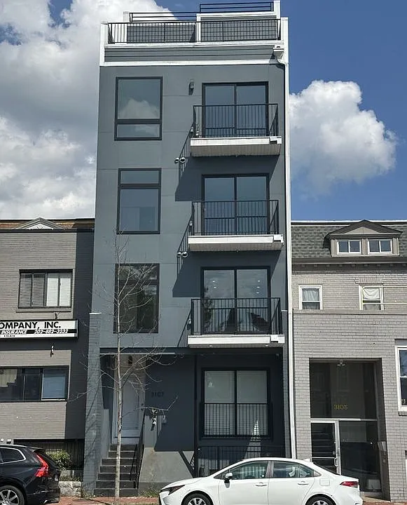 Building Photo 4