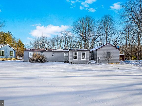 2nd image of 1408 Blackiston Rd