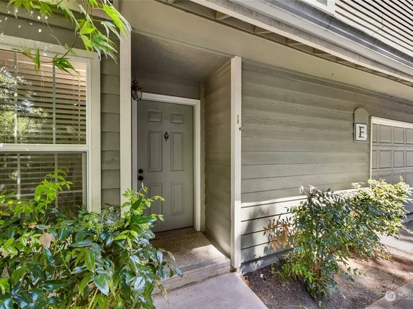 9825 18th Avenue W #E1, Everett, WA 98204