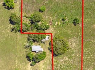 1 County Road 441, Gonzales, TX 78629