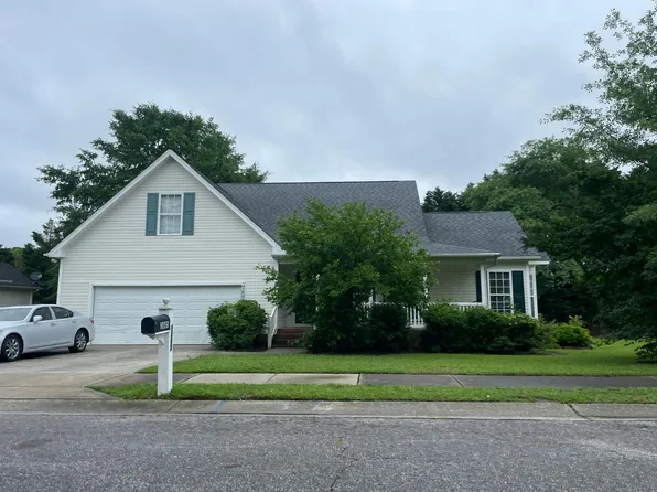 3805 Cold Harbour Dr, Raleigh, NC 27610