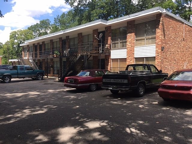 1st image of 136 59th St N Unit 3