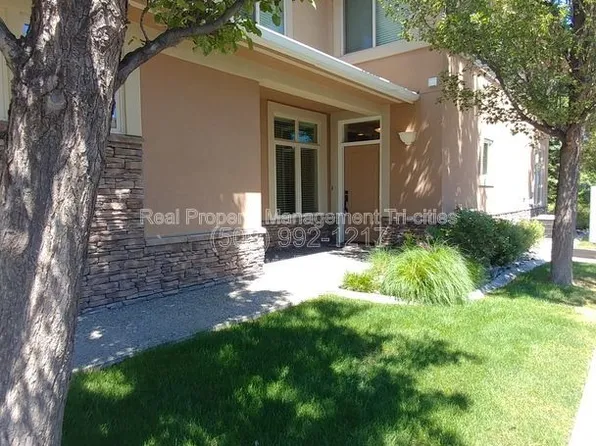 459 Columbia Point Dr, Richland, WA 99352