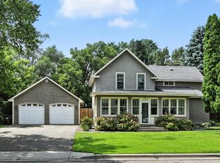 350 Maple Ave N, Annandale, MN 55302