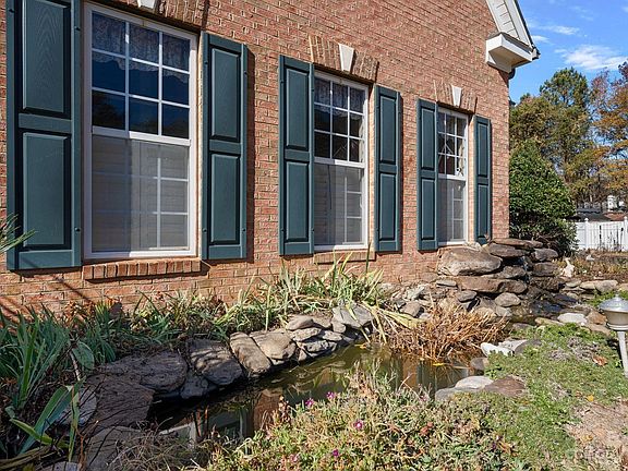 3rd image of 107 Bubbling Creek Ct
