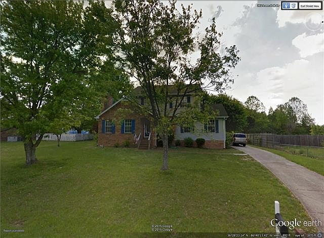 1st image of 203 Lone Oak Dr