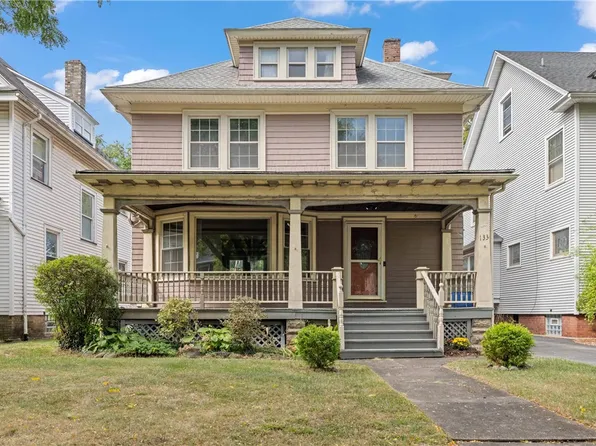 133 Rugby Ave, Rochester, NY 14619