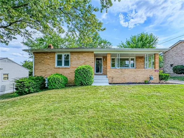 109 Linmar Ave, Wintersville, OH 43953