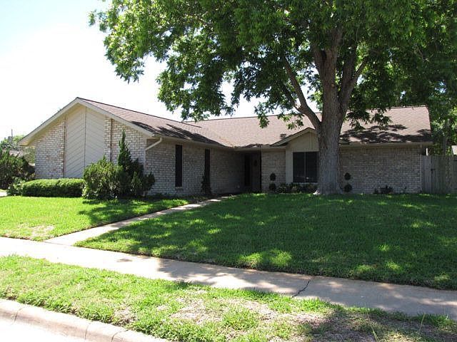 1st image of 101 Paisano Dr