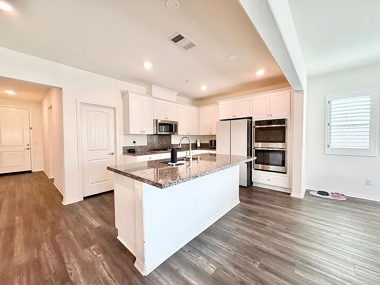 27460 Big Bend Dr — Photo 14