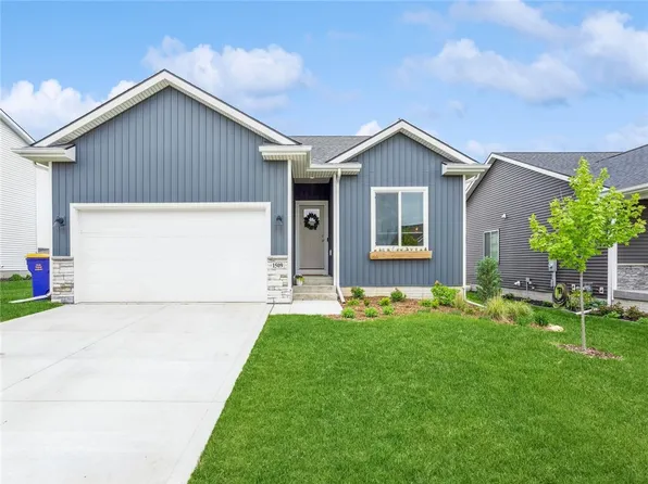 1509 E Franklin Ave, Indianola, IA 50125