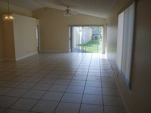 2nd image of 694 San Remo Dr #0694