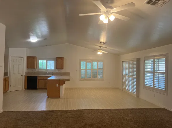 13150 Game Set Way, Bakersfield, CA 93306