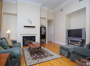 21 N Bennet St #1A, Boston, MA 02113