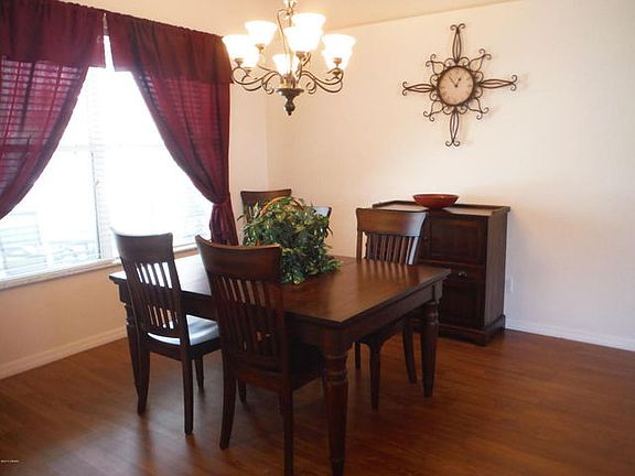 5th image of 27 Acanthus Cir